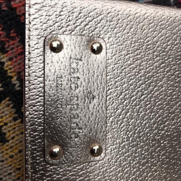 Kate Spade RoseGold Passport Holder retired - Picture 3 of 14